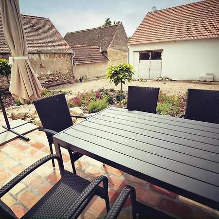 U Čápa Krásný apartmán v Sedleci Sedlec (Breclav) Exterior foto