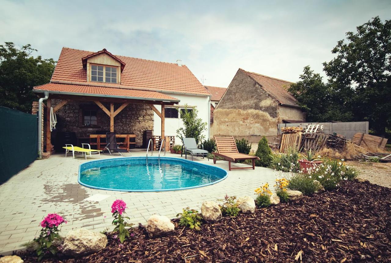 U Čápa Krásný apartmán v Sedleci Sedlec (Breclav) Exterior foto
