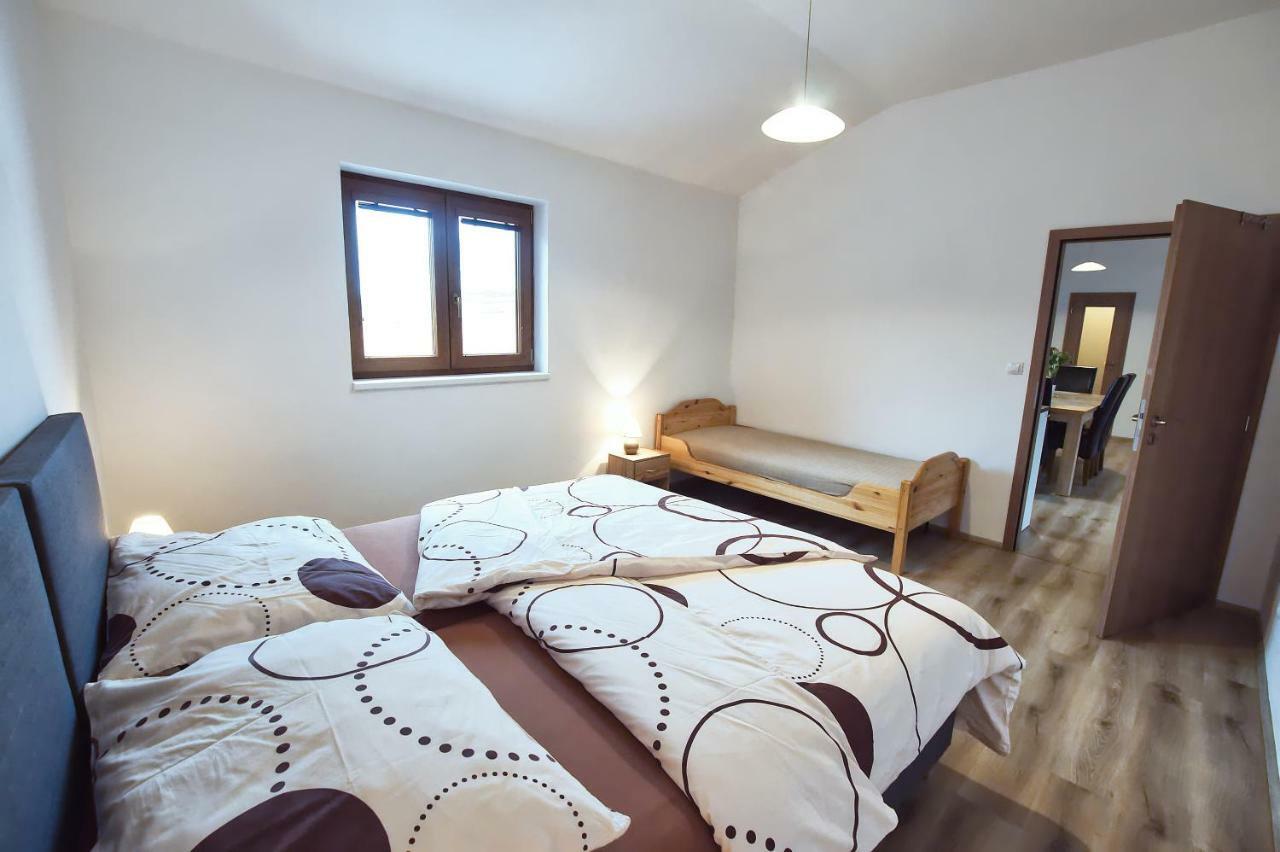 U Čápa Krásný apartmán v Sedleci Sedlec (Breclav) Exterior foto