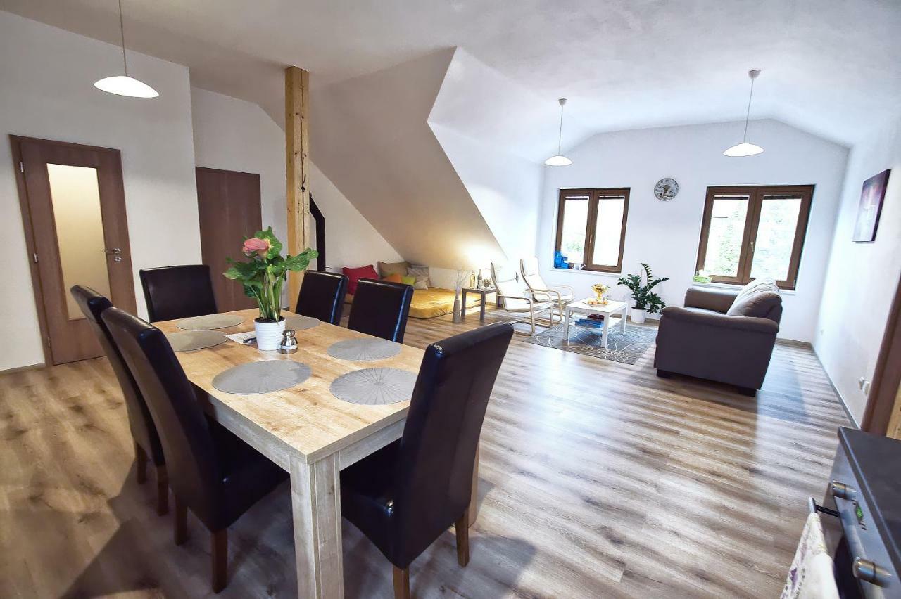 U Čápa Krásný apartmán v Sedleci Sedlec (Breclav) Exterior foto